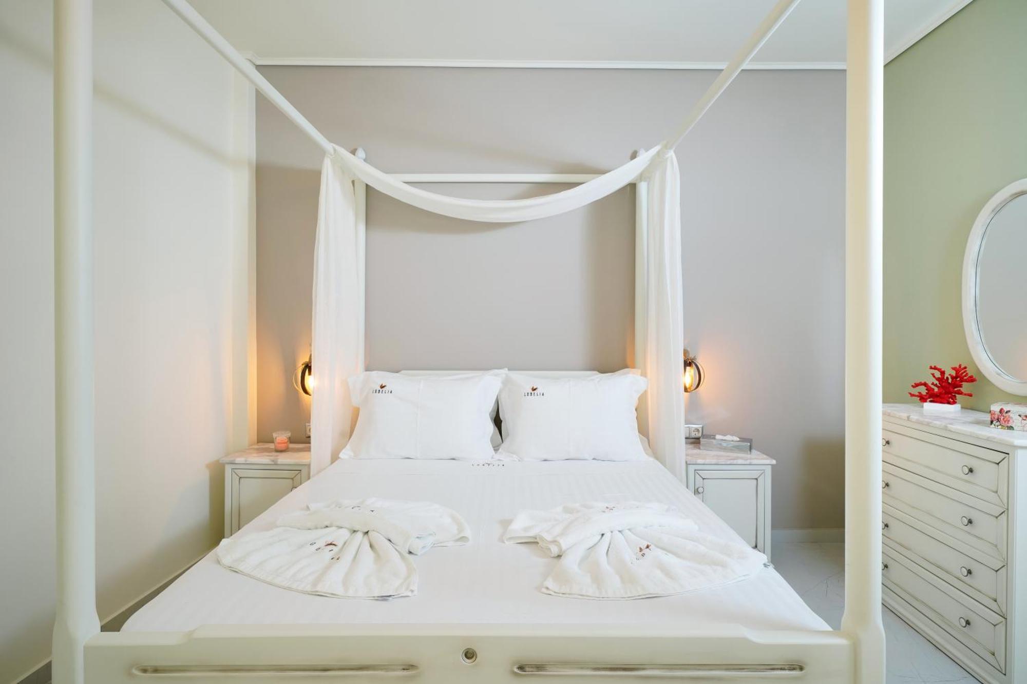 Lobelia Luxury Suites Chrysi Ammoudia Exterior foto