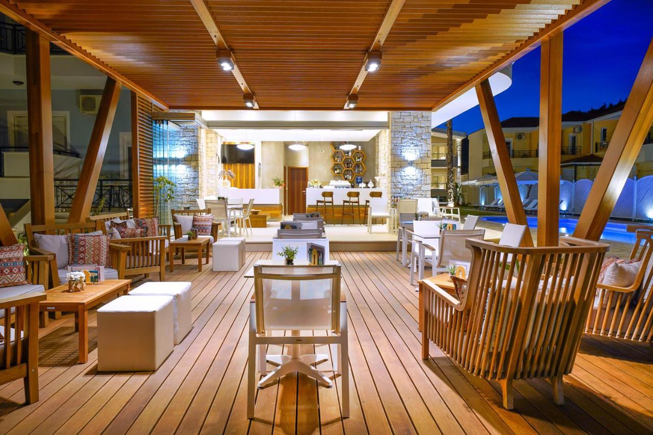 Lobelia Luxury Suites Chrysi Ammoudia Exterior foto